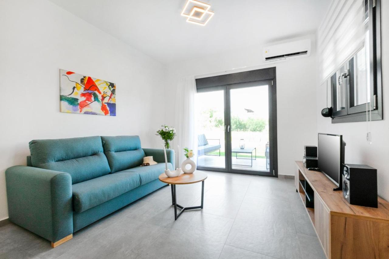Irene Apartment *